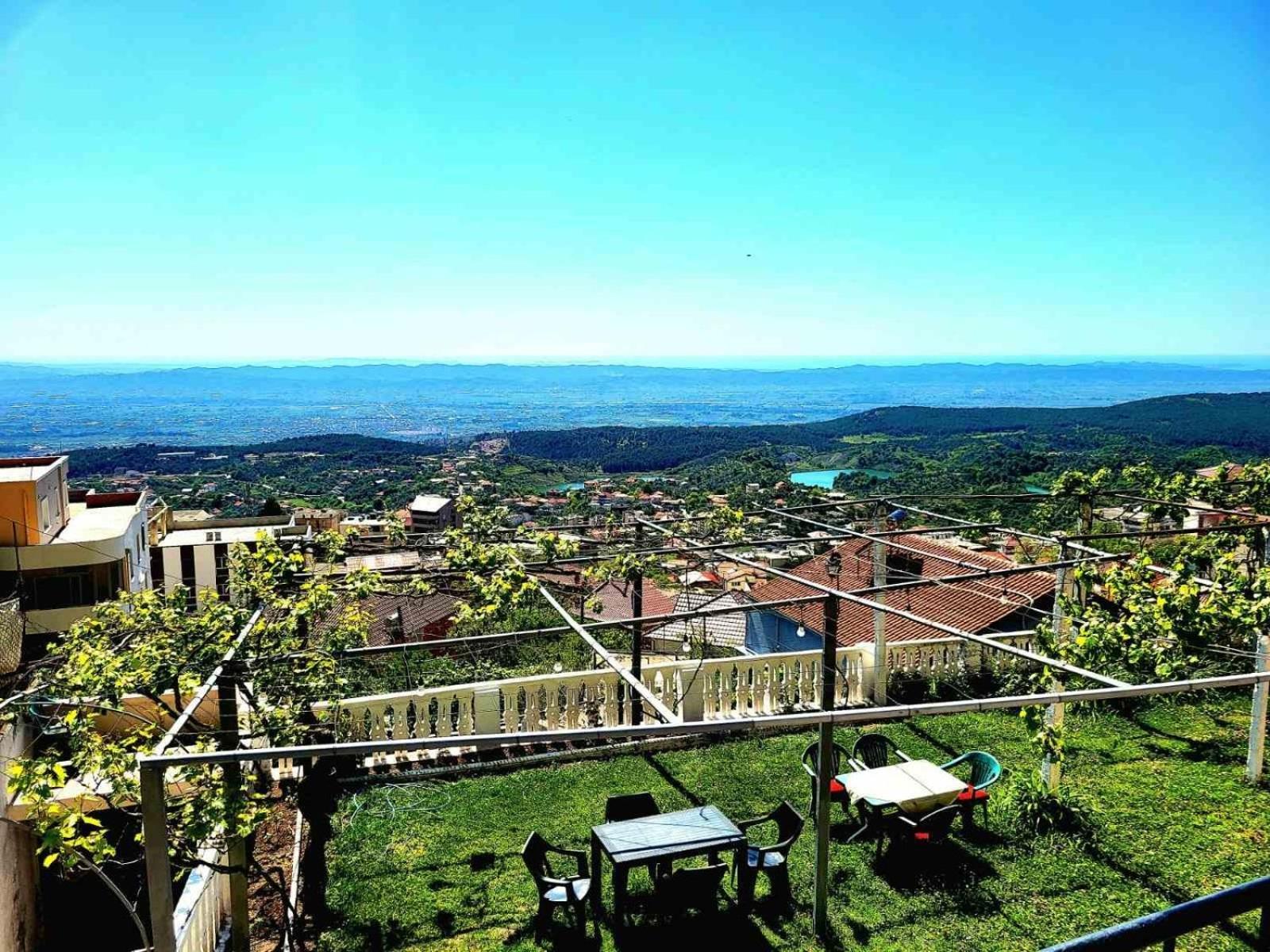 Garden Villa Guni Krujë Exterior foto